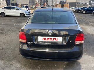 2011 Volkswagen Polo V, чёрный, 450000 рублей, вид 3