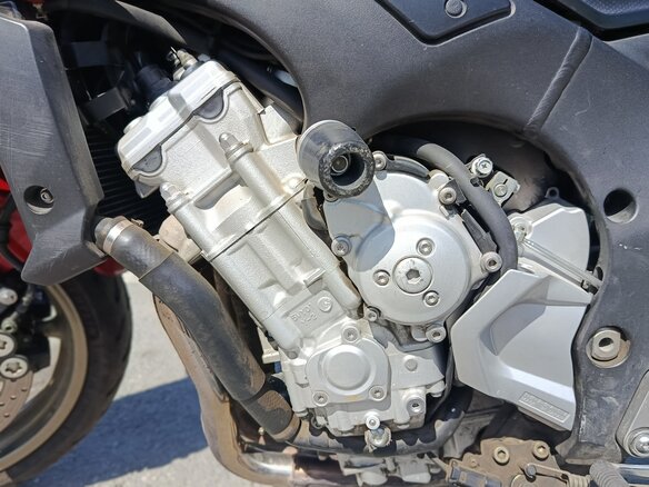 2008 Yamaha FZ1, красный, 660000 рублей - вид 10