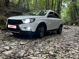 2019 Lada (ВАЗ) Vesta SW I, белый, 650000 рублей, вид 1