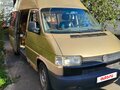 1995 Volkswagen Transporter Long T4, бежевый, 325000 рублей - вид 1