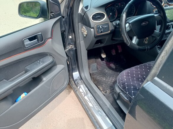 2007 Ford Focus II, чёрный, 300000 рублей - вид 5
