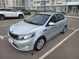 2011 Kia Rio III, серебристый, 660000 рублей, вид 2