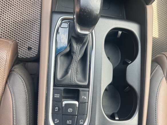2018 Hyundai Santa Fe IV, чёрный, 2800000 рублей - вид 15