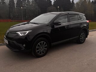 2016 Toyota RAV4 IV (XA40) Рестайлинг, чёрный, 2250000 рублей, вид 1
