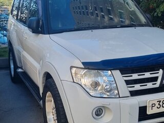2011 Mitsubishi Pajero IV Рестайлинг 1, белый, 2200000 рублей, вид 2