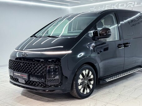 2022 Hyundai Staria I, чёрный, 5300000 рублей, вид 2