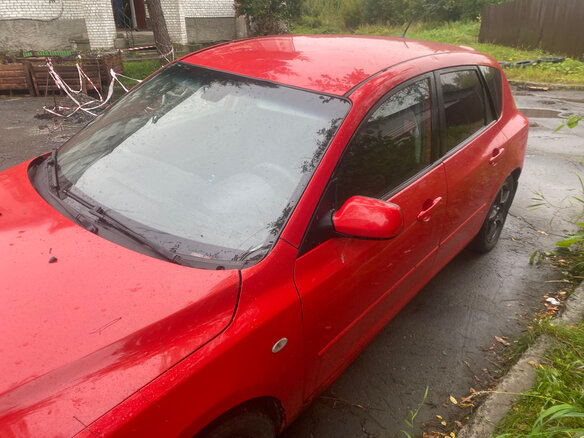2006 Mazda 3 I (BK), красный, 245000 рублей - вид 5