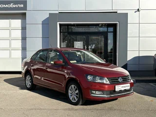 2015 Volkswagen Polo V, красный, 849000 рублей, вид 3