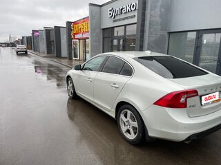 2011 Volvo S60 II, серый, 660000 рублей, вид 2