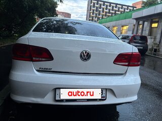 2012 Volkswagen Passat B7, белый, 1049000 рублей, вид 4