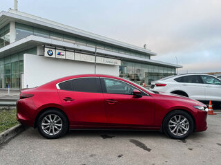 2019 Mazda 3 IV (BP), красный, 2047000 рублей, вид 4
