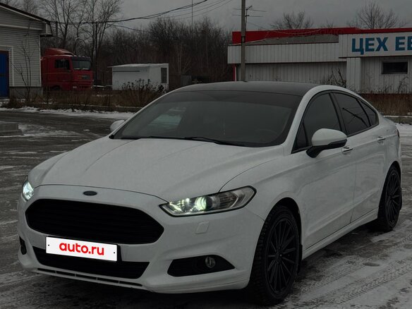 2016 Ford Mondeo V, белый, 1500000 рублей