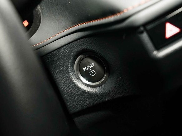 2026 Toyota Corolla XII (E210) Рестайлинг 2, белый, 2200000 рублей - вид 27