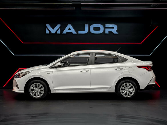 2022 Hyundai Solaris II Рестайлинг, белый, 1525000 рублей - вид 7