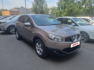 2011 Nissan Qashqai I Рестайлинг, коричневый, 970000 рублей, вид 1