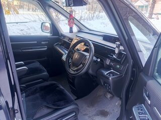 2015 Honda Stepwgn V, чёрный, 1860000 рублей, вид 5