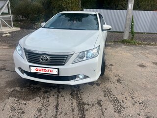 2014 Toyota Camry VII (XV50), белый, 1200000 рублей, вид 2