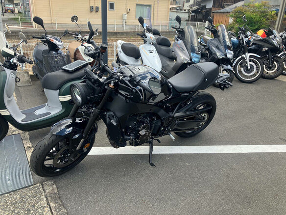 2025 Yamaha XSR900, чёрный, 1047105 рублей