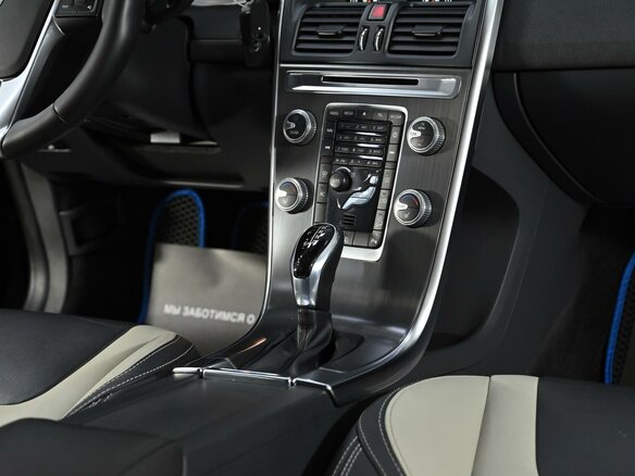 2016 Volvo XC60 I Рестайлинг, синий, 2015000 рублей - вид 8