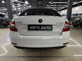 2019 Skoda Octavia III (A7) Рестайлинг, белый, 1590000 рублей, вид 5