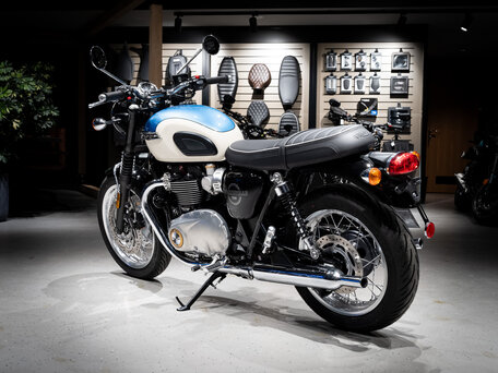 2026 Triumph Bonneville T120, белый, 2070000 рублей, вид 4