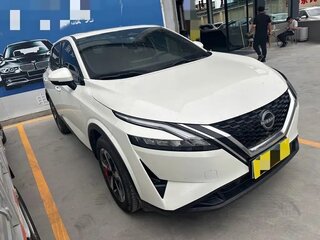 2023 Nissan Qashqai III, белый, 1560000 рублей, вид 2