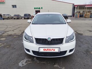 2012 Skoda Octavia II (A5) Рестайлинг, белый, 600000 рублей, вид 1