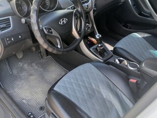 2013 Hyundai Elantra V (MD), белый, 1550000 рублей, вид 2