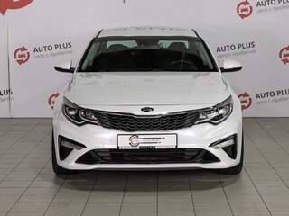 2018 Kia Optima IV Рестайлинг, белый, 1899000 рублей, вид 3