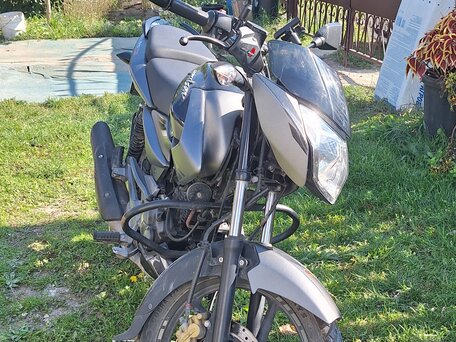 2021 Bajaj Pulsar NS 125, чёрный, 117000 рублей, вид 2
