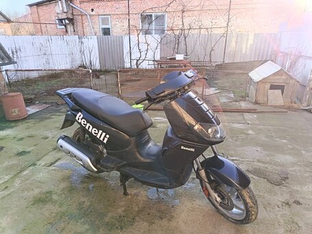 2012 Benelli Caffe Nero 250, чёрный, 95000 рублей, вид 2