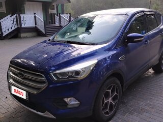 2017 Ford Kuga II Рестайлинг, синий, 1820000 рублей, вид 1