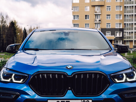 2020 BMW X6 M50d III (G06), синий, 9200000 рублей, вид 3