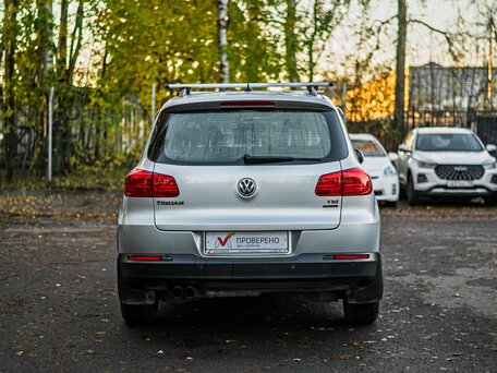 2011 Volkswagen Tiguan I Рестайлинг, серый, 770000 рублей, вид 4