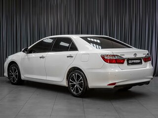 2015 Toyota Camry VII (XV50) Рестайлинг, белый, 1879000 рублей, вид 2