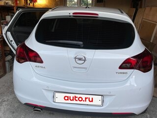 2011 Opel Astra J, белый, 720000 рублей, вид 4