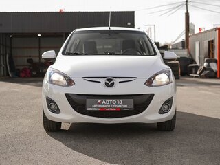 2011 Mazda 2 II Рестайлинг (DE2), белый, 799000 рублей, вид 3