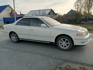 1998 Toyota Mark II VIII (X100), серебристый, 799000 рублей, вид 4