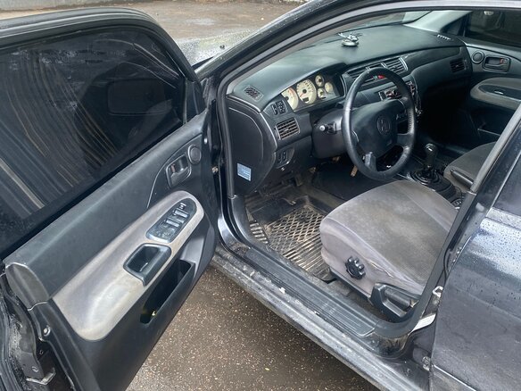 2005 Mitsubishi Lancer IX, чёрный, 250000 рублей - вид 8