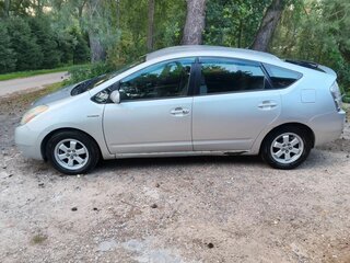 2007 Toyota Prius II Рестайлинг (XW20), серебристый, 500000 рублей, вид 5