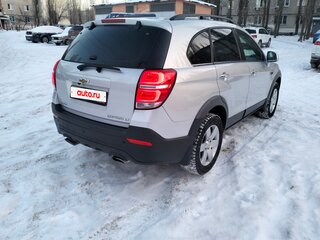2013 Chevrolet Captiva I Рестайлинг 2, серебристый, 1350000 рублей, вид 4
