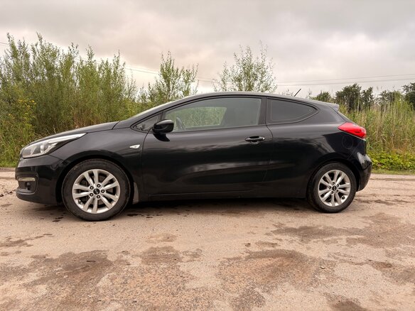 2015 Kia Ceed II, чёрный, 1000000 рублей - вид 6