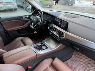 2019 BMW X5 30d IV (G05/G18), белый, 4850000 рублей, вид 5