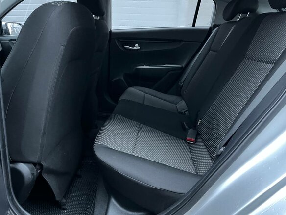 2018 Kia Rio X-Line IV, серебристый, 1279000 рублей - вид 12
