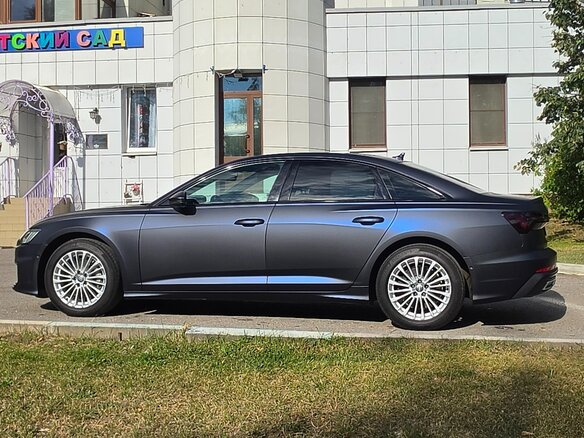 2020 Audi A6 45 TFSI V (C8), синий, 4200000 рублей - вид 4
