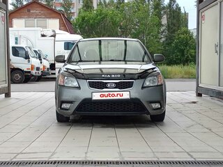 2010 Kia Rio II Рестайлинг, серебристый, 645000 рублей, вид 2
