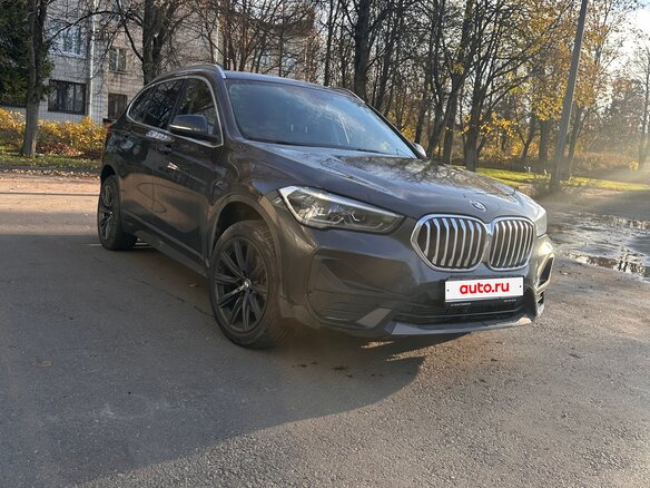 2021 BMW X1 Long 20Li sDrive II (F48) Рестайлинг, серый, 3000000 рублей - вид 4
