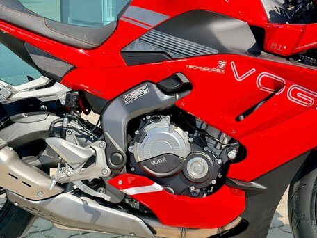 2026 Voge RR500S, красный, 687000 рублей, вид 5