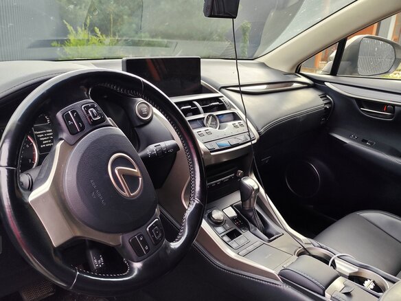 2017 Lexus NX 200 I Рестайлинг, серый, 2800000 рублей - вид 5