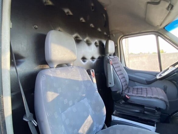 2005 Mercedes-Benz Sprinter, белый, 1800000 рублей - вид 4